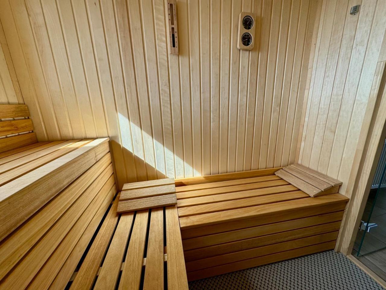Holiday Home Celine — 4-Star Luxury Hotel in Velke Svatonovice, Czech Republic