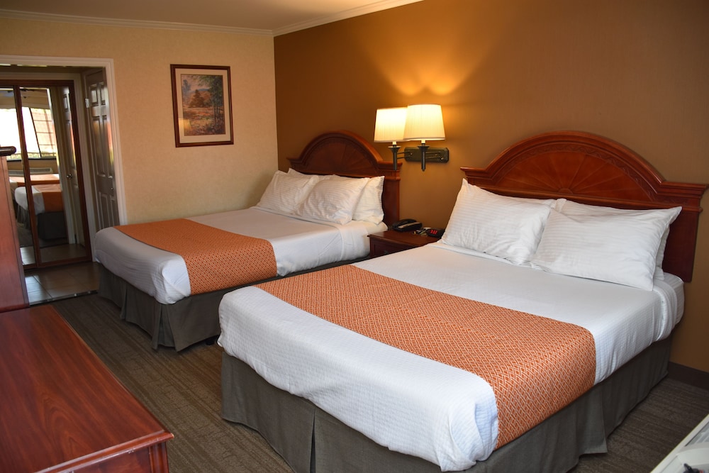 Dynasty Suites Redlands - photo 8