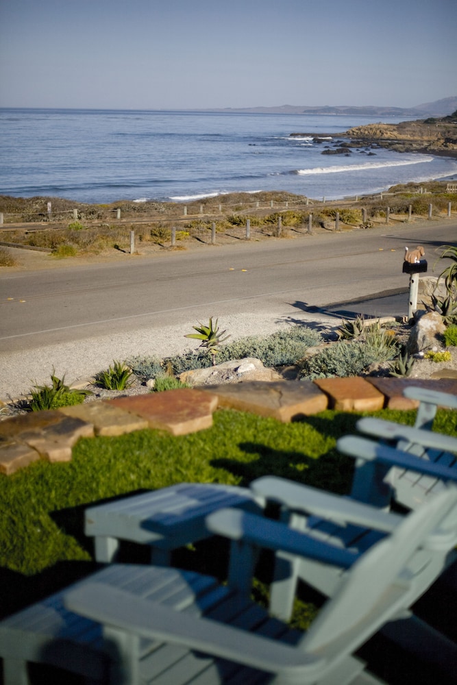 Cambria Shores Inn - photo 14