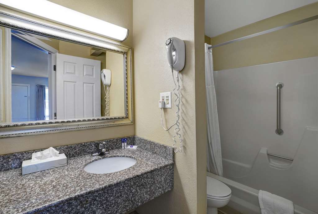 Motel 6 Washington PA - photo 20