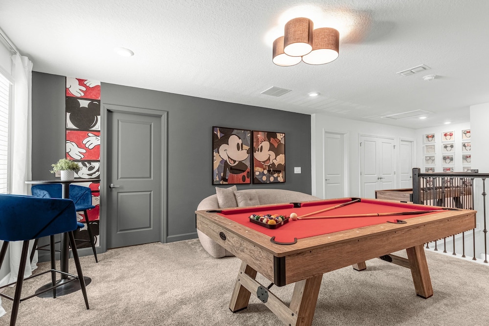 Upstay Lakeview Mansion w Pool Spa and Cinema - photo 27