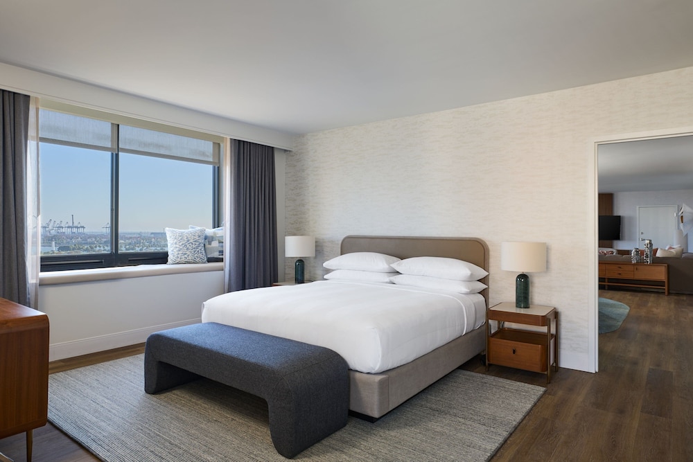 Marriott Long Beach Downtown - photo 37