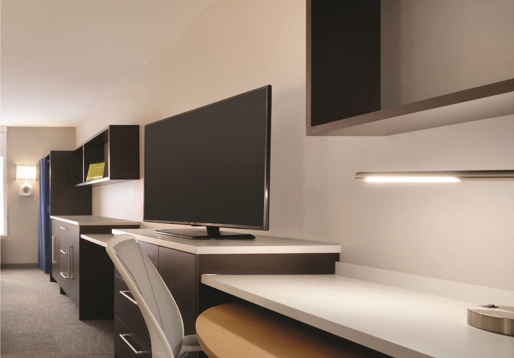 Home2 Suites by Hilton Billings - photo 12