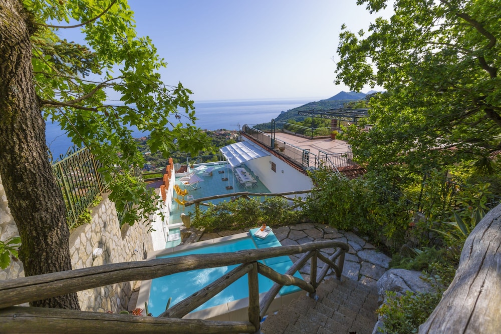 Villa Mapi in Massa Lubrense — 4-Star Luxury Hotel in Massa Lubrense, Italy