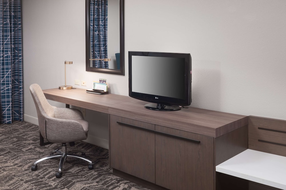 Hilton Garden Inn Savannah Airport - photo 16