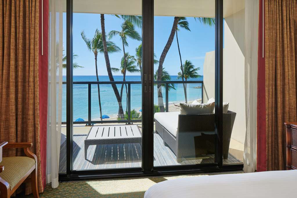 Outrigger Waikiki Beach Resort - photo 86