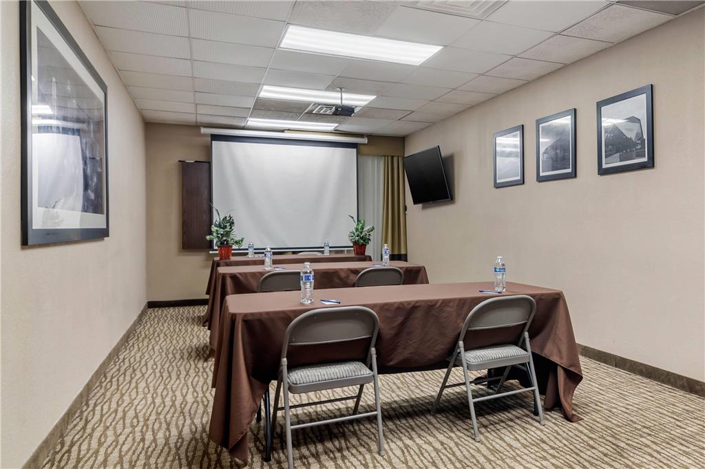 Comfort Inn & Suites Atlanta Smyrna - photo 39
