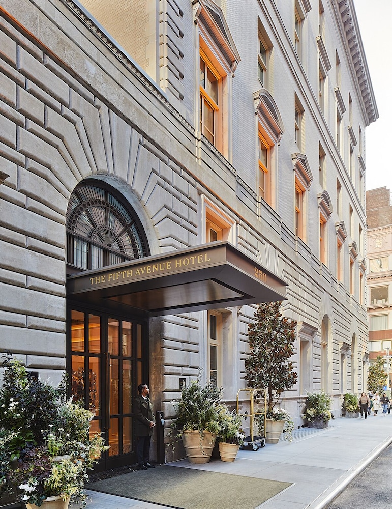 The Fifth Avenue Hotel - photo 65