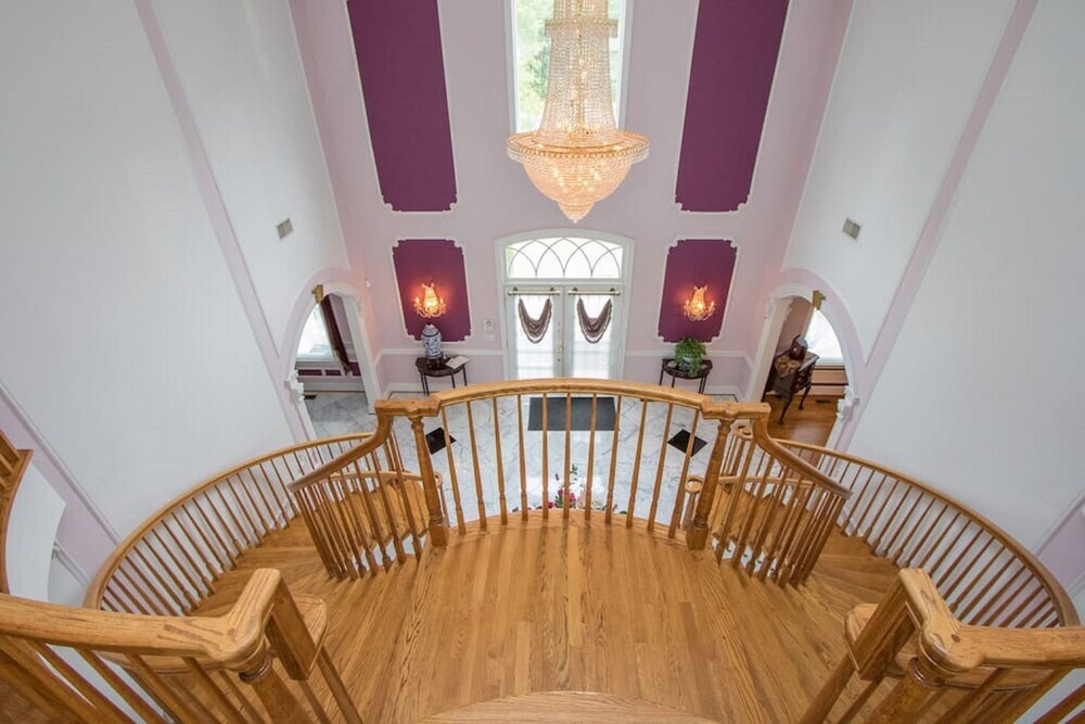 Rosewood Manor - photo 5
