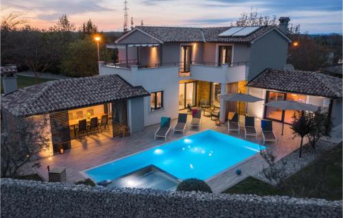 Nice Home In Barban With Sauna — 5-Star Luxury Hotel in Barban, Croatia