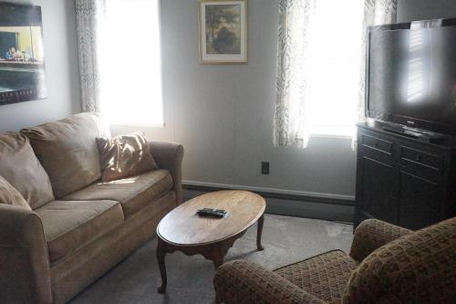 The Frogtown Inn - photo 39