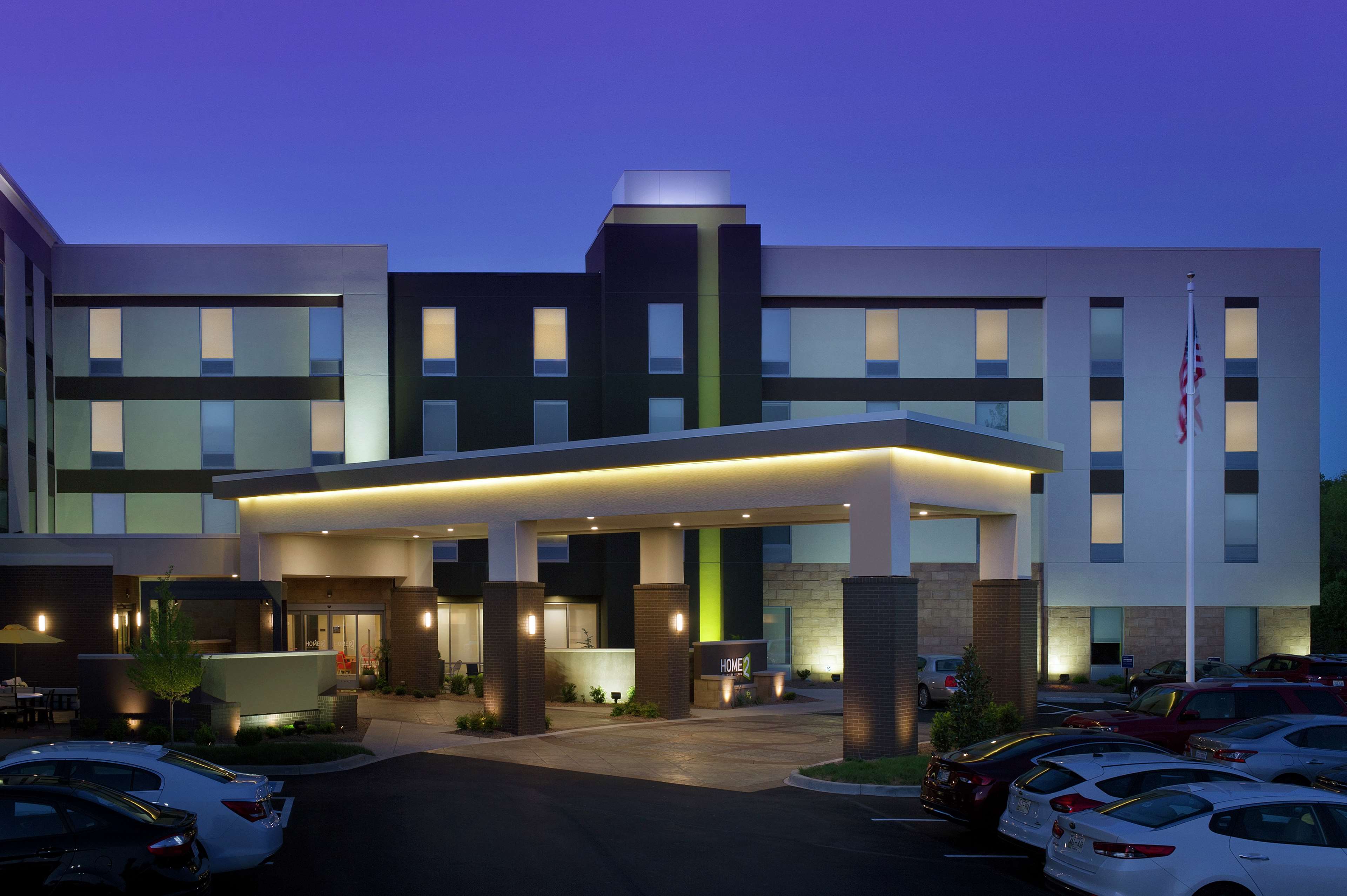 Home2 Suites By Hilton Louisville East Hurstbourne — Louisville