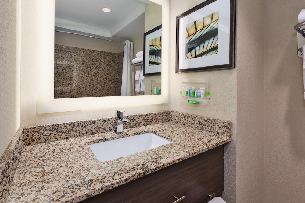 Holiday Inn Morgantown University Area by IHG - photo 22