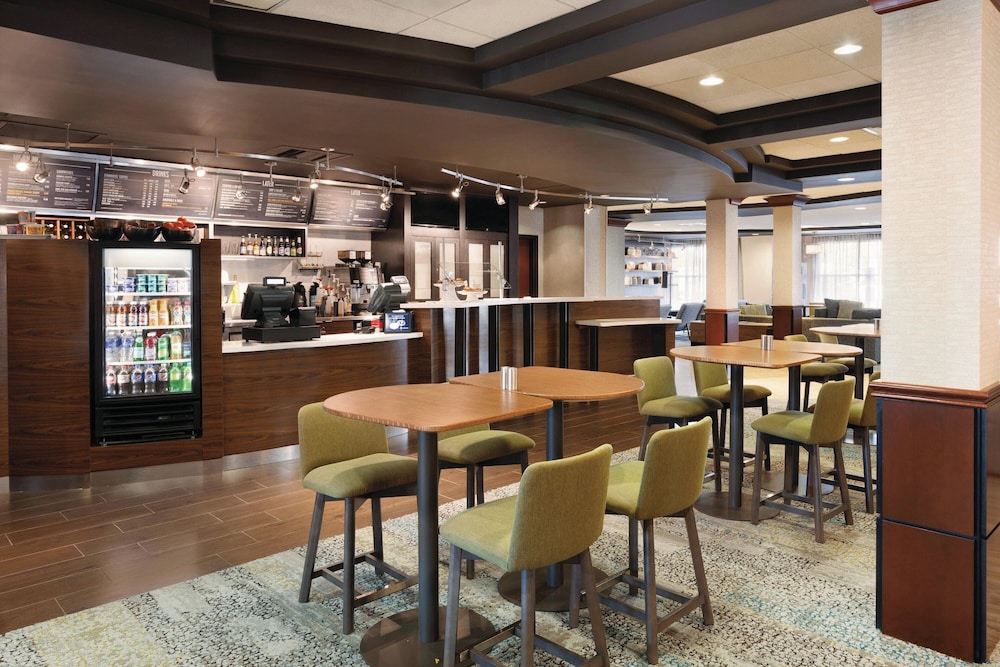 Courtyard Marriott Fort Smith Downtown - photo 17