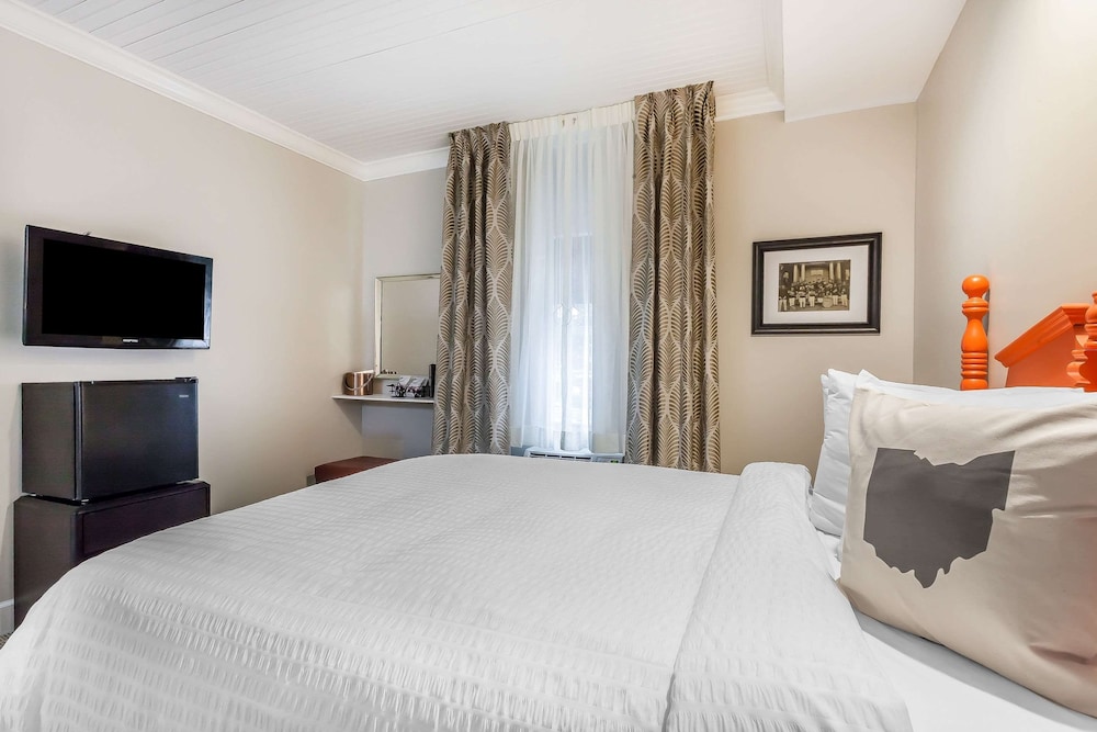 The Aurora Inn - photo 24