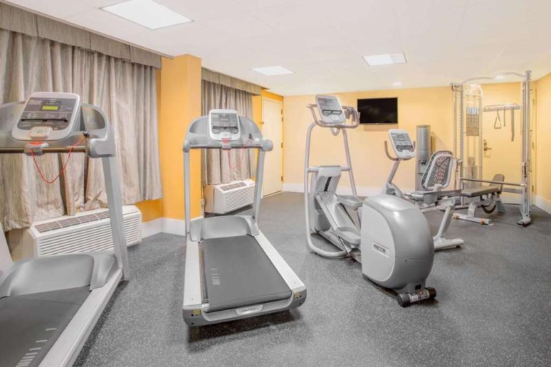 Days Inn Dothan - photo 17