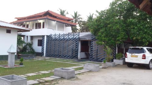 Anoleth - carbon neutral hotel in Puttalam