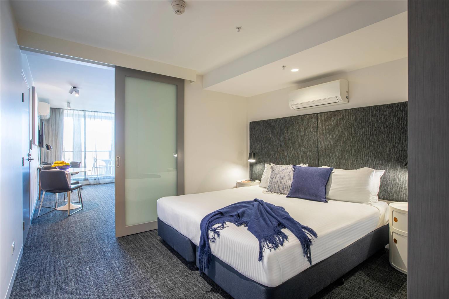 MainStay Suites Abbotsford — 4-Star Luxury Hotel in Abbotsford, Australia