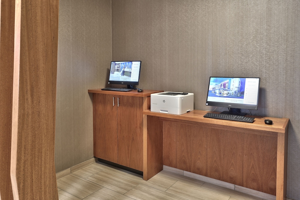 Springhill Suites by Marriott Durango - photo 26