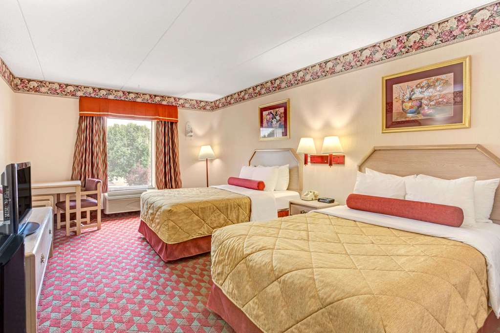 Ramada by Wyndham Murfreesboro - photo 6