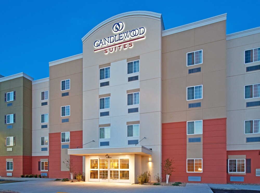 Candlewood Suites Williston by IHG - photo 40