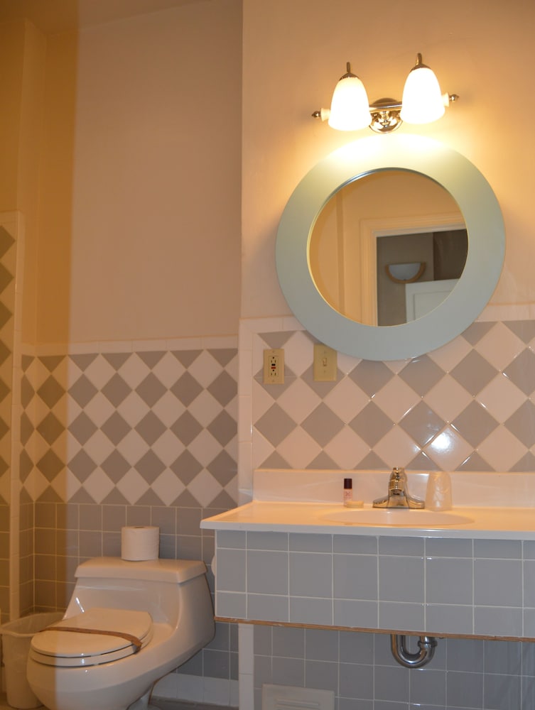 SF Plaza Hotel - photo 28