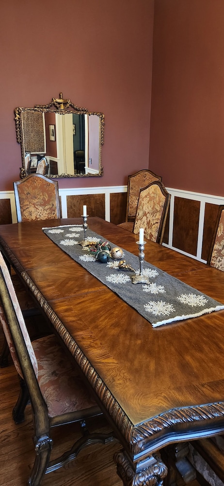 Oaklawn Inn Llc - photo 62