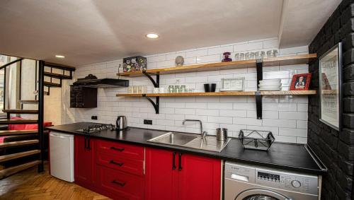 Tbilisi Heart Funky 1BR Apt By Wehost