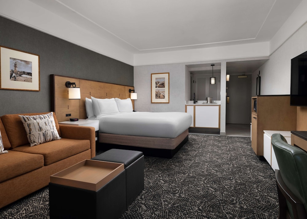 Hilton Stockton - photo 7