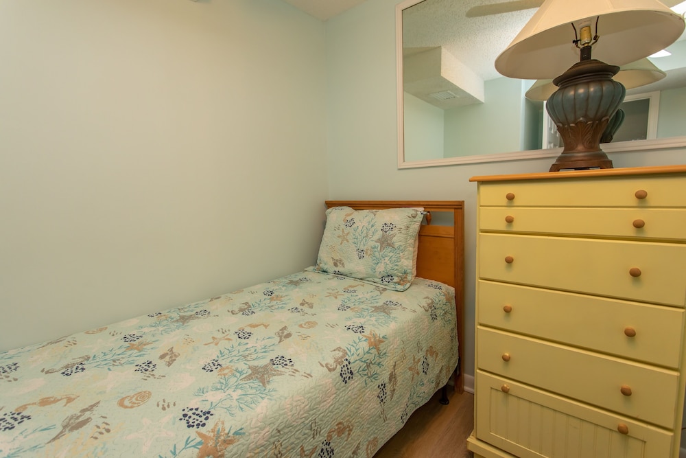 Royal Garden Resort 1012 2 Bedroom Condo by RedAwning - photo 6