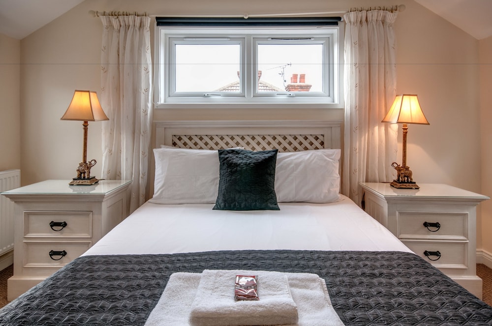 Arlana Guest House — 4-Star Luxury Hotel in Cleethorpes, United Kingdom