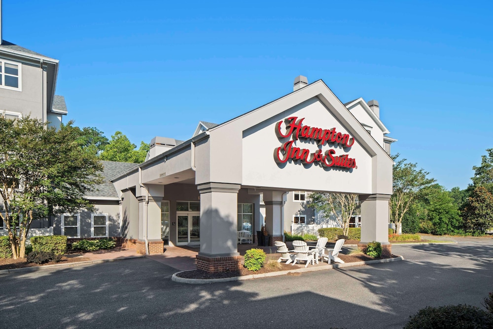Hampton Inn & Suites Newport News - featured photo