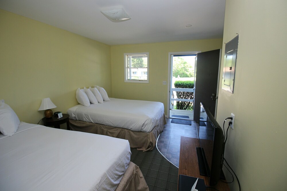 Bird's Nest Resort - photo 22