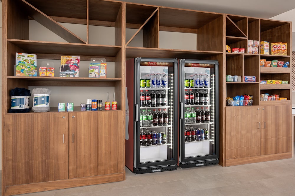 Holiday Inn Ontario by IHG - photo 29