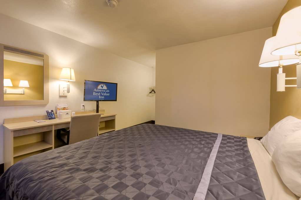 Americas Best Value Inn Amarillo Airport - photo 9