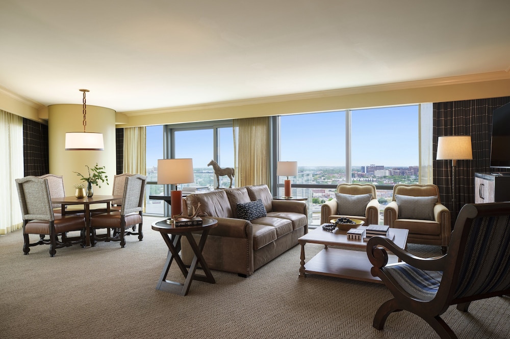 Omni Fort Worth Hotel - photo 26
