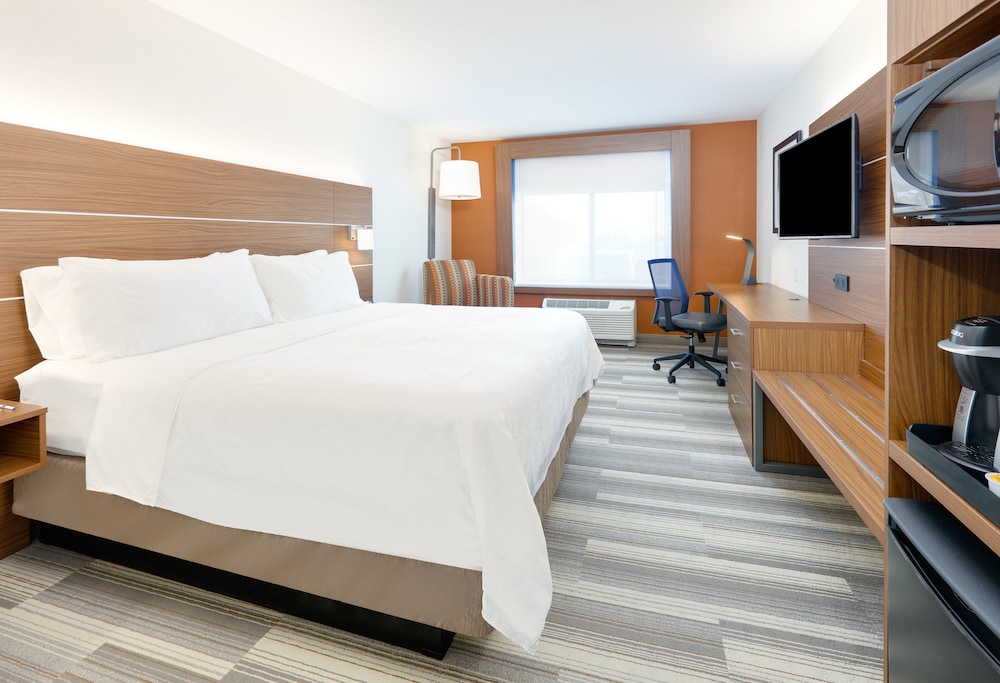 Holiday Inn Express Mitchell by IHG - photo 7