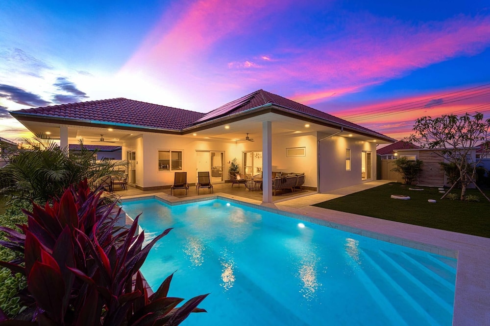 New Private Pool Villa with 3BR MV77 — 4-Star Luxury Hotel in Hua Hin, Thailand