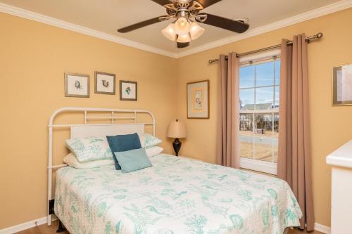 A Beach Music Paradise Too by Oak Island Accommodations - photo 23