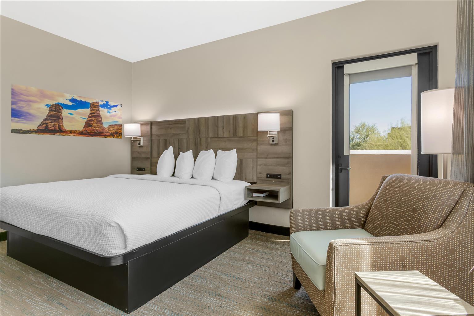 Super 8 by Wyndham Greensboro Coliseum Conv. - photo 7