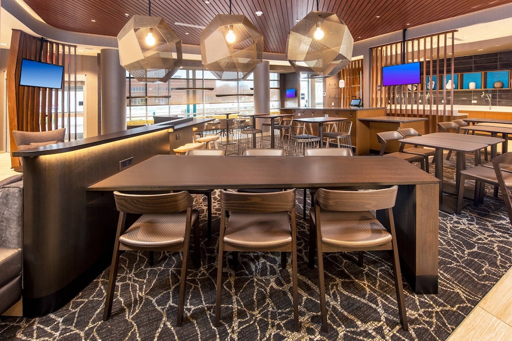 SpringHill Suites by Marriott Frederick - photo 25
