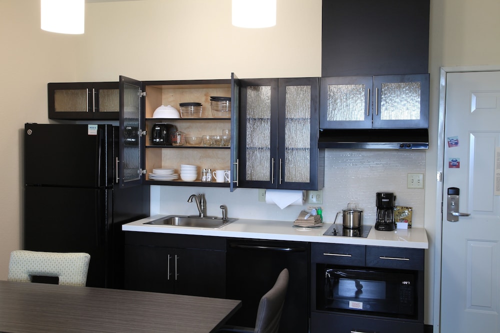 Candlewood Suites Austin North 290 & I 35 - photo 16