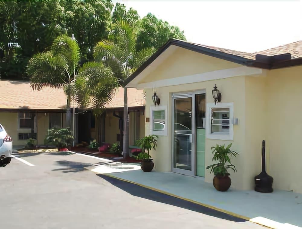 Knights Inn Vero Beach in Vero Beach, United States