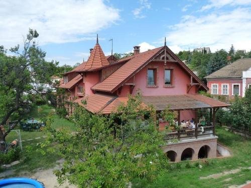 Kerámiapark Guesthaus - last minute hotel in Budapest