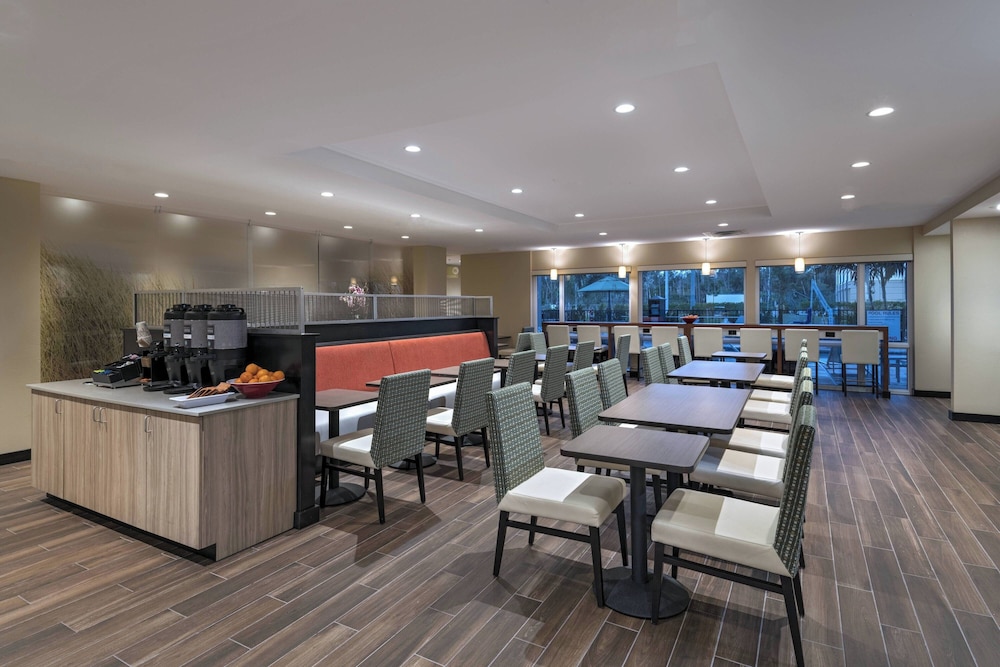 TownePlace Suites by Marriott Naples - photo 26