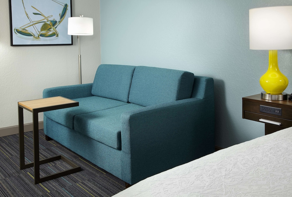 Hampton Inn Orlando Near Universal Blv International Dr - photo 16