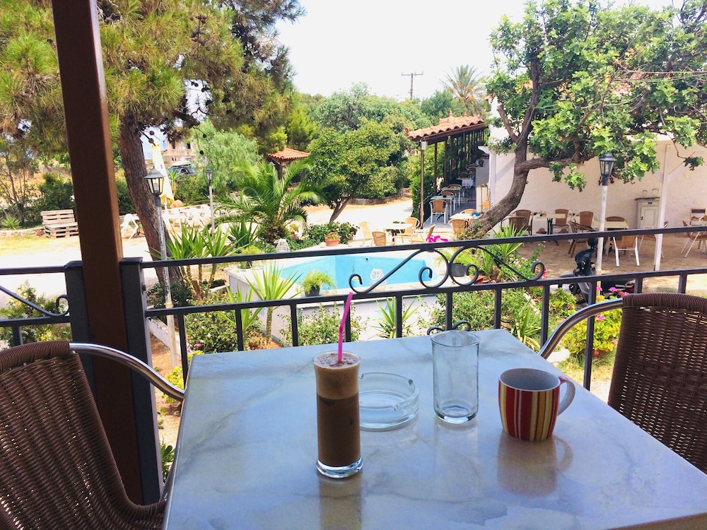 Paradisos studios in Mytilene, Greece