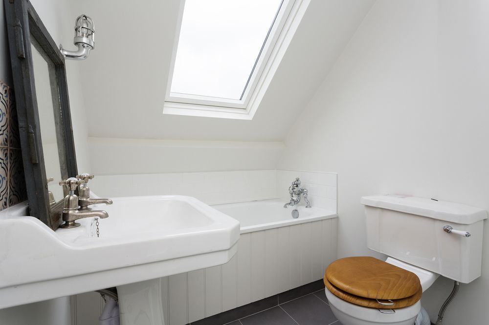 Veeve Domestic Calm — 4-Star Luxury Hotel in London, United Kingdom