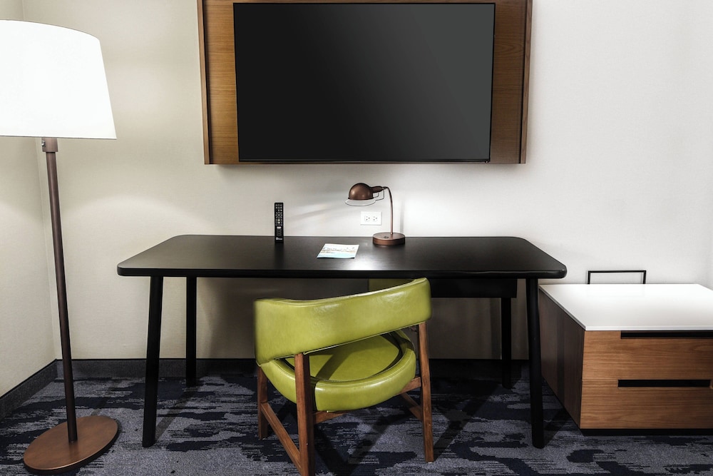 Fairfield Inn & Suites by Marriott Ontario Rancho Cucamonga - photo 7