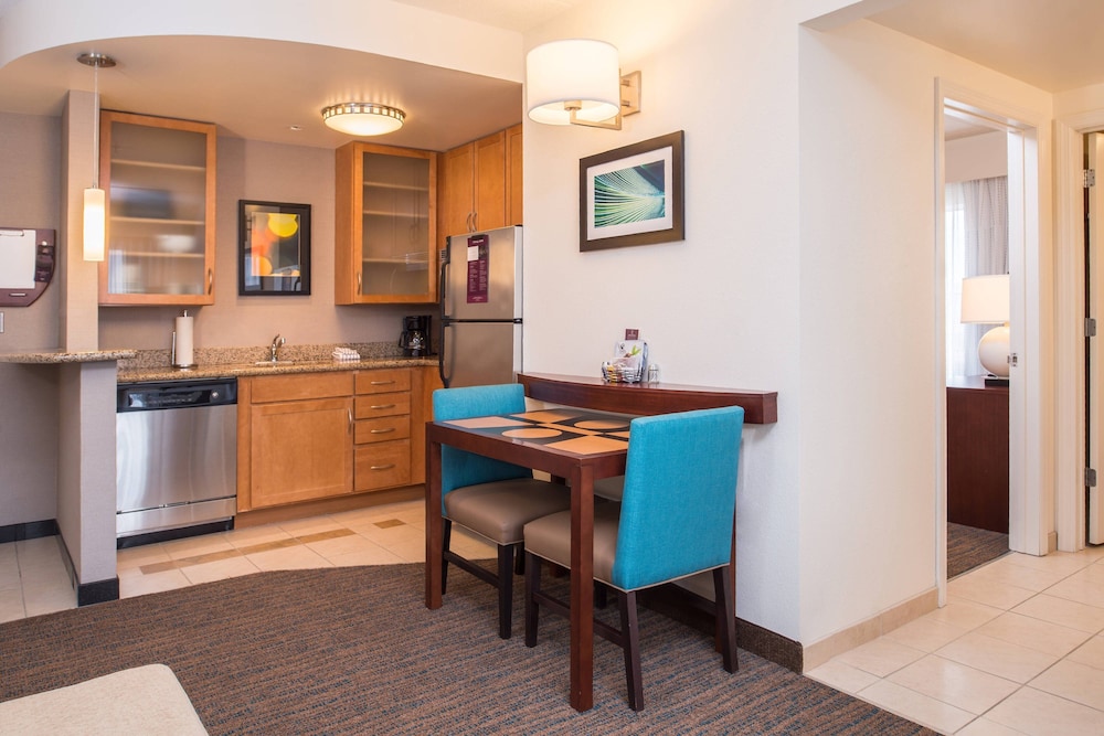 Residence Inn by Marriott Pittsburgh North Shore - photo 14